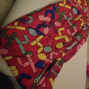 Lularoe birthday leggings! Like new.